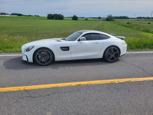 2017 Mercedes-Benz AMG GT -