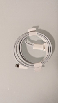 iPhone 12/11 original Data Cable, 2 m long Type C to Lightning.