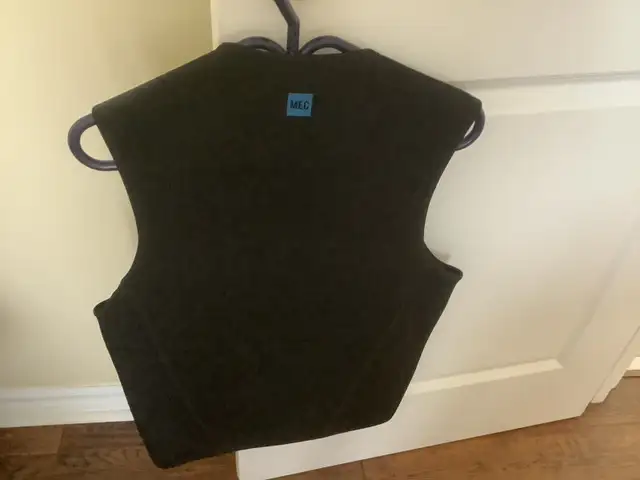 Men’s large Neoprene wetsuit top $40 in Fishing, Camping & Outdoors in Ottawa - Image 3