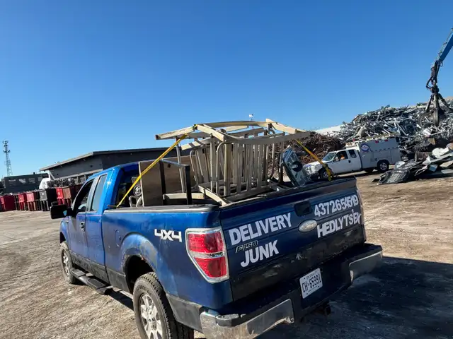 Moving /Junk /Delivery586457749443072003