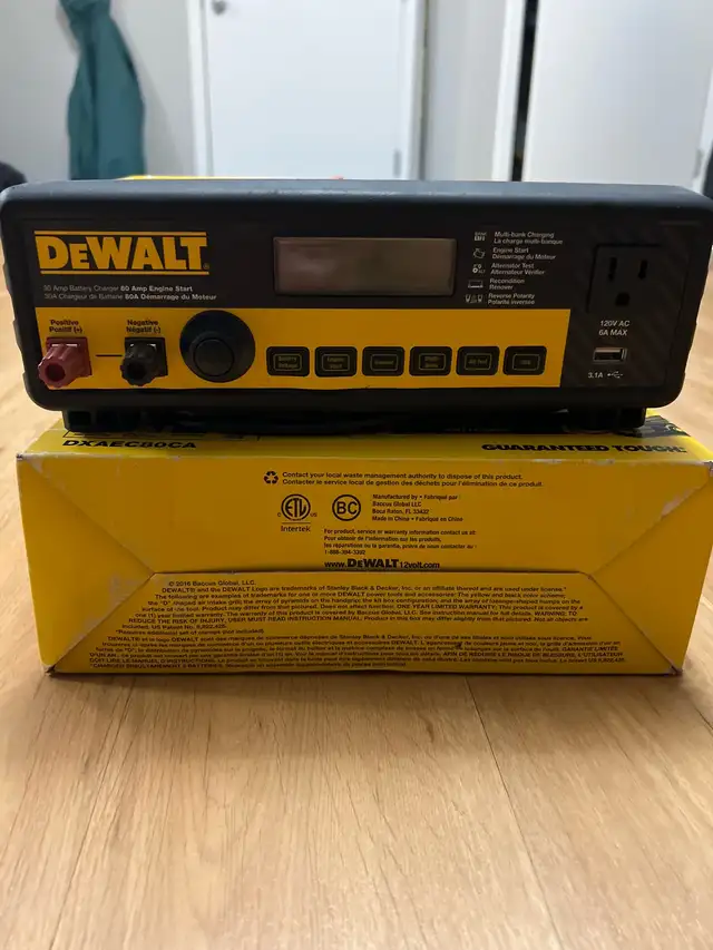 DeWalt 30A Battery Charger in Power Tools in Edmonton - Image 4