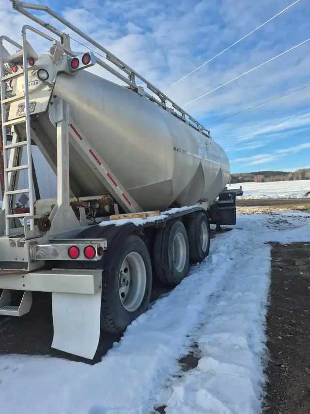 2015 Tremcar 141 (Dry Bulk Tanker) in Other in Fredericton - Image 3