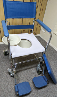 Commode chair on wheels