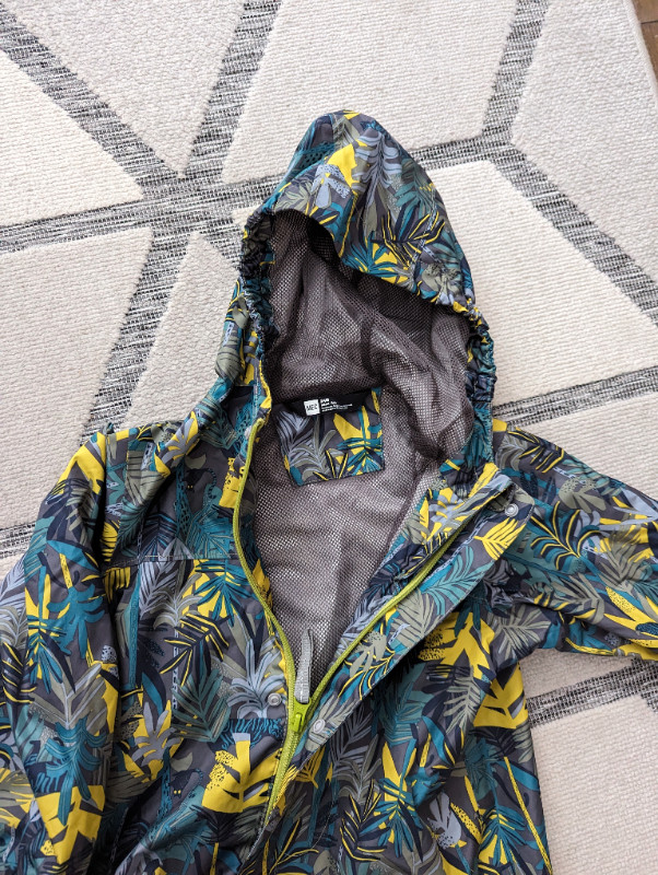 MEC toddler rain coat 24 months in Clothing - 18-24 Months in Edmonton - Image 3