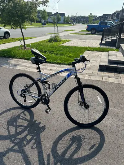 CCM DS-650 27.5" Dual Suspension Mountain Bike, View more