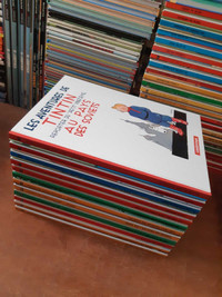 Tintin Bandes dessinées BD Collection complète 23 bd neuves 360$