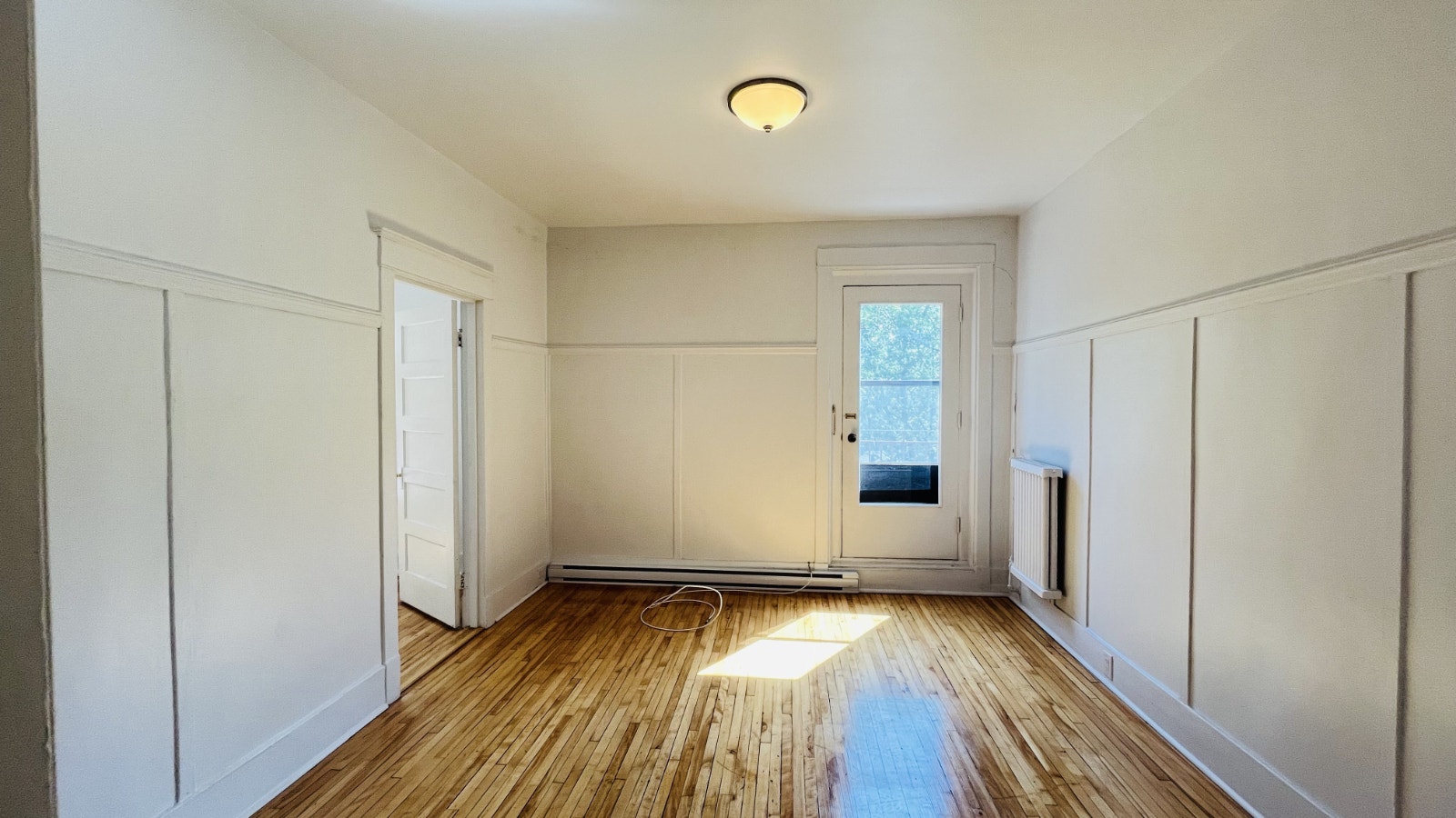 2 bed apartment 2 min from Vendome Metro — photo 1