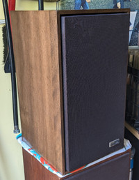 ESS ps8a Stereo Speakers
