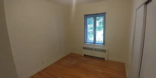 Voisin Cégep Garneau pour étudiante non fumeuse, 1er juillet