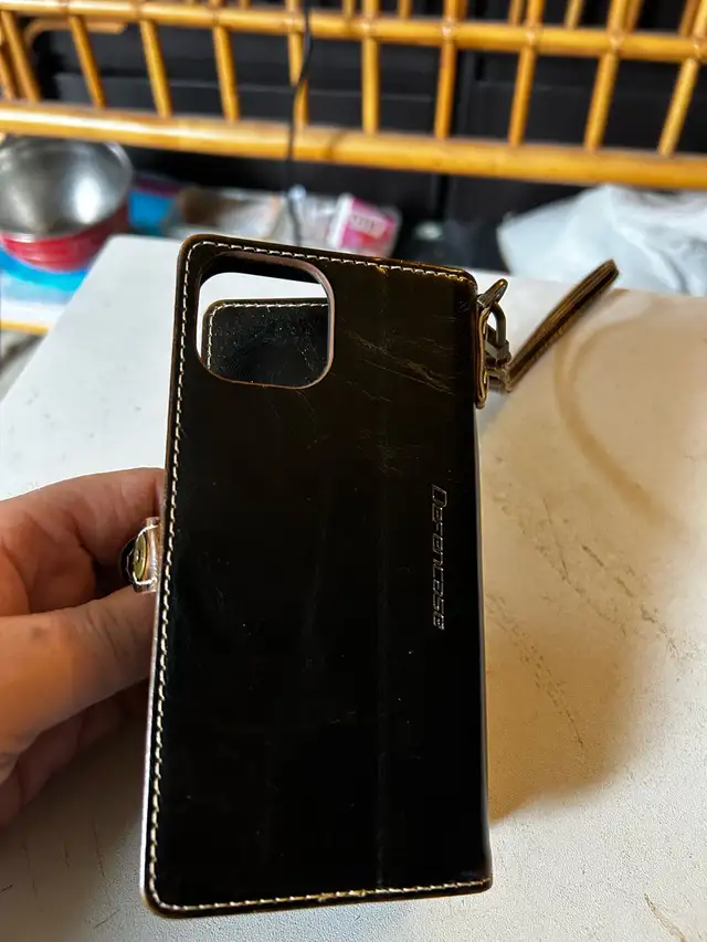 Defencecase for iPhone 14 in Cell Phone Accessories in Stratford - Image 7