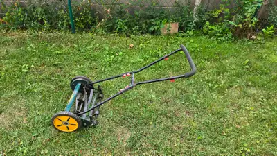Push Mower – YardWorks Manual Lawn Mower, View more