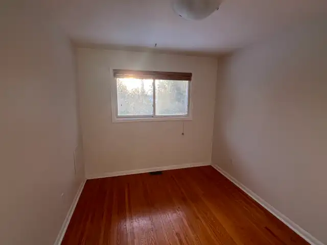Room for Rent – $800/month | Friendly, Respectful Home in Short Term Rentals in Peterborough - Image 29