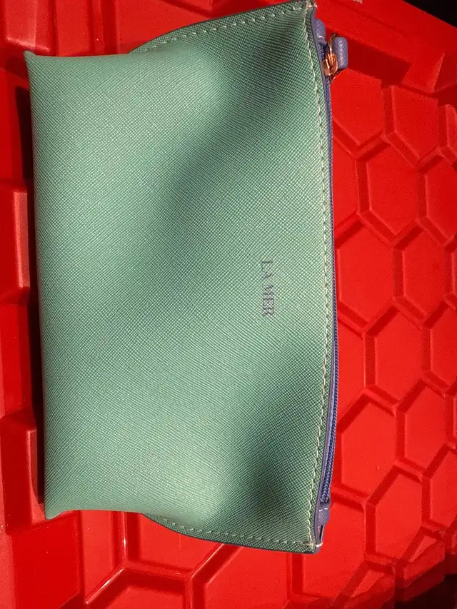 La Mer Pouch64840216267778120