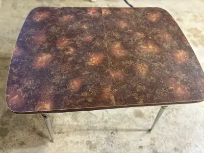 antique table / brown, View more