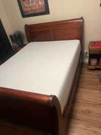 Queen mattress & Slay bed