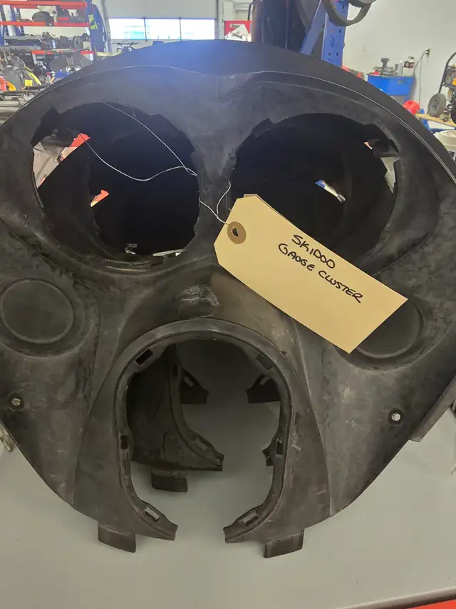 2004 SKI-DOO REV SUMMIT PARTS FOR SALE in Snowmobiles Parts, Trailers & Accessories in Red Deer - Image 9