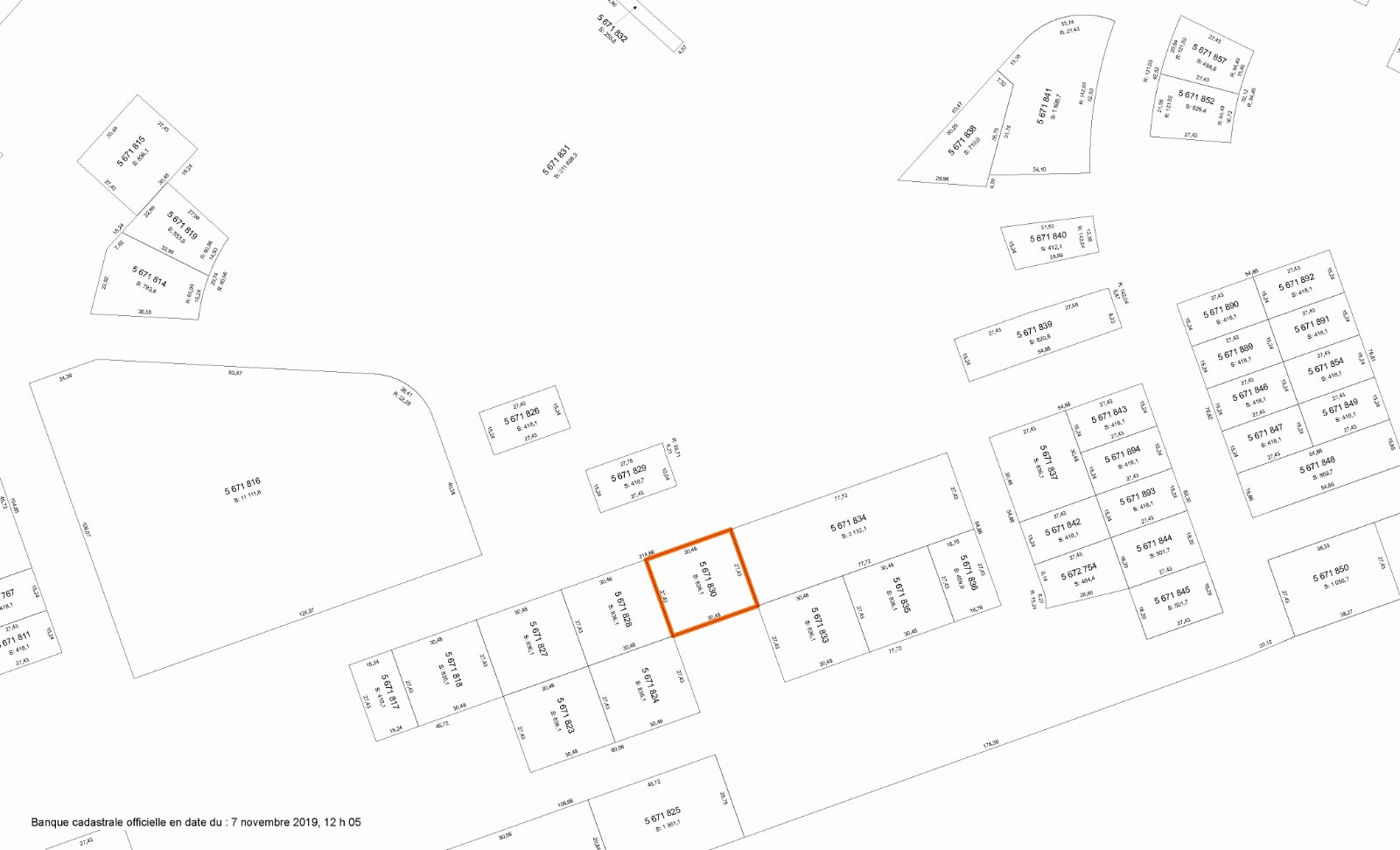 Wooded residential land / Terrain résidentiel boisé — photo 1