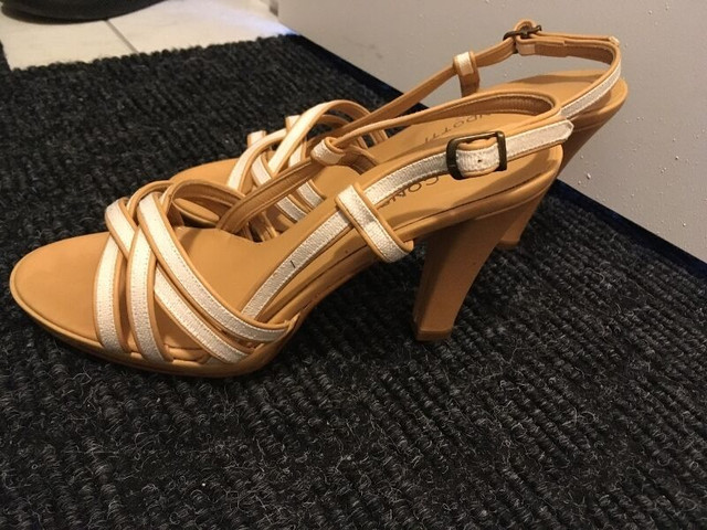 Leather sandals from Italy - size 7  NEW in Women's - Shoes in Oakville / Halton Region - Image 3