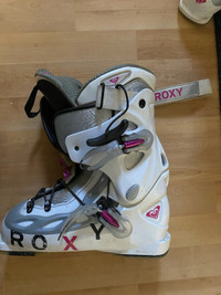 Roxy ski boots size 8