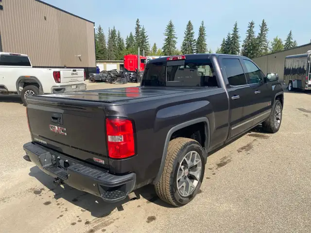 2014 GMC SIERRA ALL TERRAIN SLT C/CAB 4X4 "EXCELLENT CONDITION" in Cars & Trucks in Edmonton - Image 5