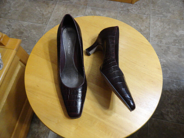 Women's Leather High Heel Shoes  - Size 6.5, 7, 7.5 in Women's - Shoes in Saint John - Image 3