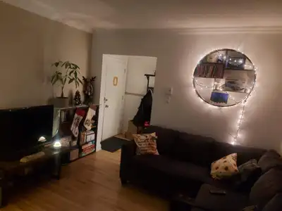 Lien vers annonce: https://www.kangalou.com/fr/annonce/appartement-a-louer-3-1-2-longueuil-879-rue-m...