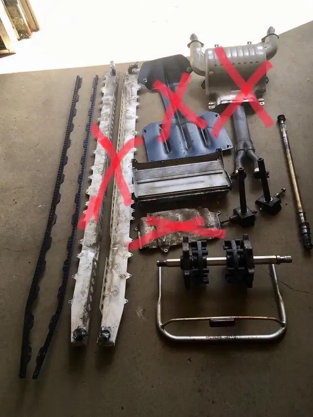 2006 Yamaha Apex part out in Snowmobiles in Edmonton - Image 10
