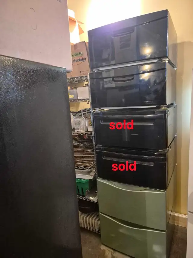 washer and dryer pedestals  in Washers & Dryers in Kamloops - Image 4