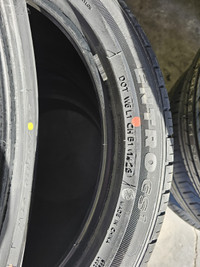 245/40R18 All-season tires