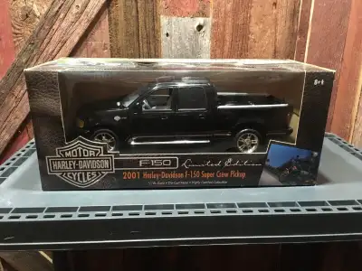 F-150 HARLEY DAVIDSON 2001 1/18 DIECAST, View more