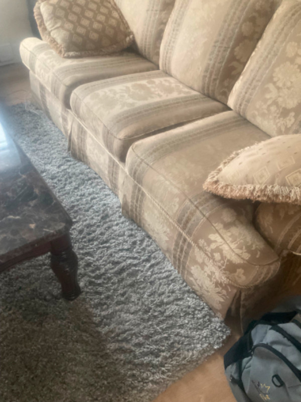 Couch for sale! in Couches & Futons in St. John's - Image 2