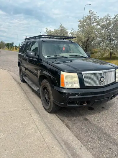 Has coolant leak and needs new rear brakes Has replaced transmission and custom roof rack and 6.0 ha...
