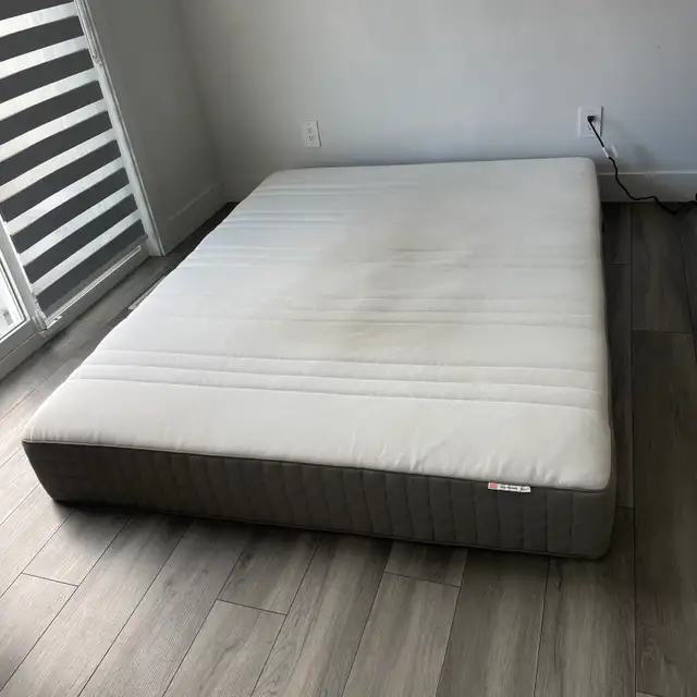 Queen Size Mattress in Beds & Mattresses in Edmonton - Image 4