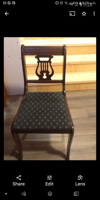 Antique table and chairs in Dining Tables & Sets in Bedford - Image 2