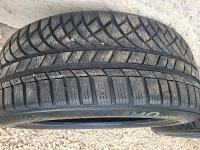 4 kumho winter craft tires 245/45/r20 from a 2023 buick envision, used 2 winters