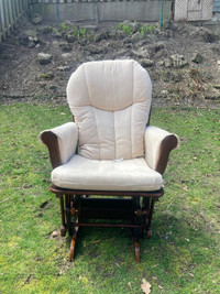 Shermag glider chair