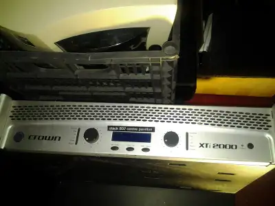Crown XTi 2000 - 800W @ 4 ohms /Ch , 2000W @ 4 ohms bridge - mon, View more