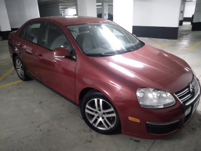 2006 Jetta 2.0 Manual -New W/S Tires, superb mechanical, heated