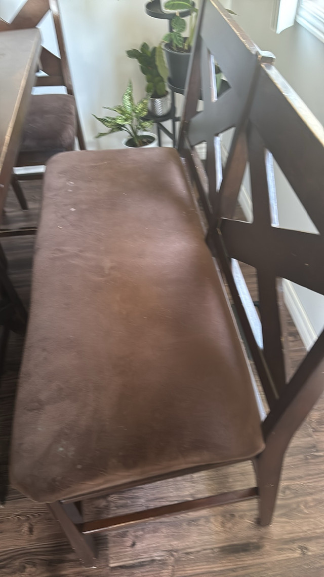 Dining room table with leaf - seats 8. Cash only in Dining Tables & Sets in Kitchener / Waterloo - Image 4