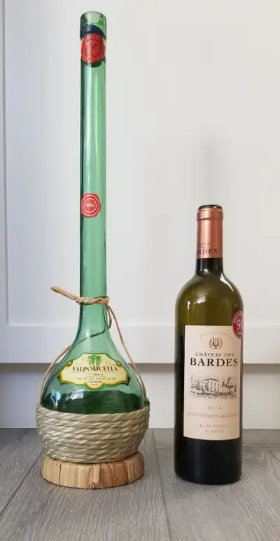 Great Gift Idea Vintage 1980 Classico Valpolicella Long-neck bot, View more