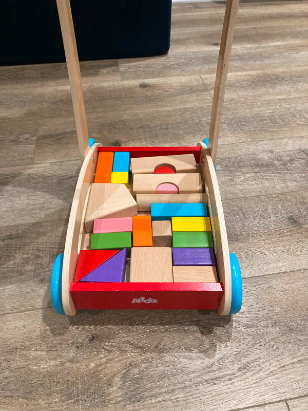 Chariot avec briques pour bébé/enfant dans Jouets et jeux  à Longueuil/Rive Sud - Image 2