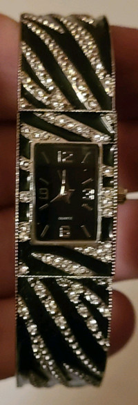 Beatiful brand new vintage ladies wrist watch