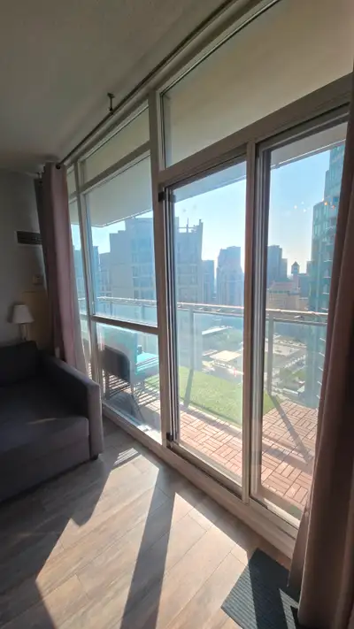 Condo for rent in Square one, 1 Bdr + Den