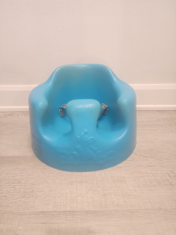 Bumbo Baby Seat in Feeding & High Chairs in St. Catharines