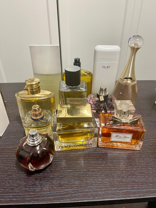 Lot de parfums à vendre  in Other in Gatineau