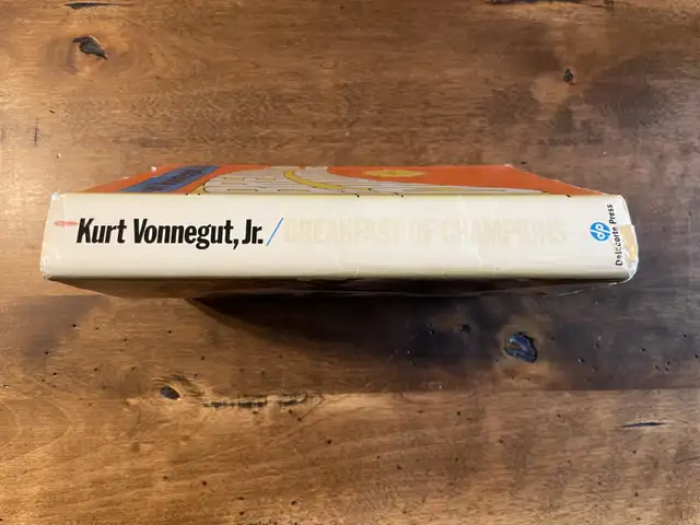 Breakfast of Champions  Kurt Vonnegut Jr. - Book Club Edition/HC in Fiction in Oakville / Halton Region - Image 5