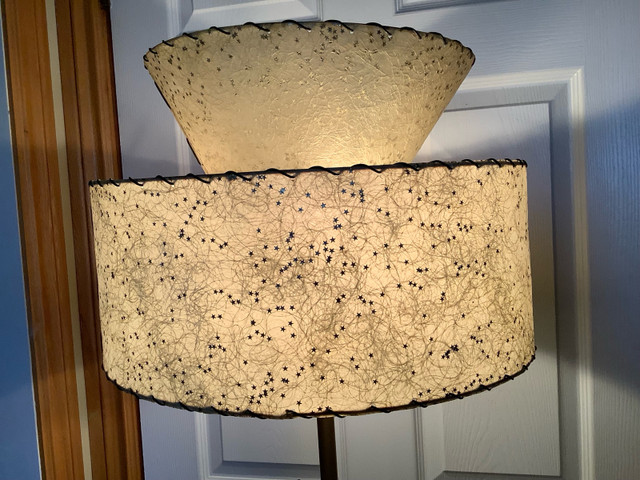 MCM Double Lit Floor Lamp w Two Tiered Fibreglass Shade in Indoor Lighting & Fans in Belleville - Image 3