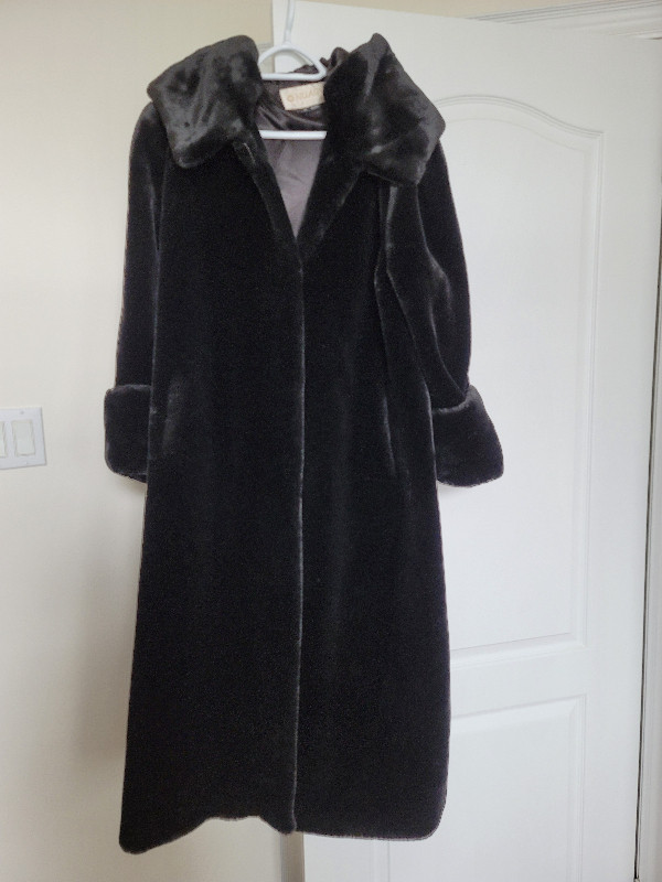 Full Length (Maxi Long) Black Faux Fur NUAGE Coat in Women's - Other in Markham / York Region