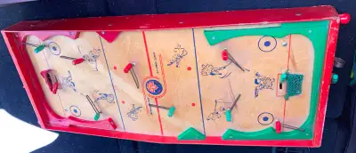 Vtg Munro Games Pinball Style Wooden Tabletop Ice Hockey Game *NOTE: IF YOU ARE ABLE TO READ THIS AD...