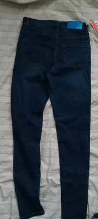 WOMEN'S SIMON CHANG, BOOT-CUT JEANS, SIZE 4, $5 USED GOOD 